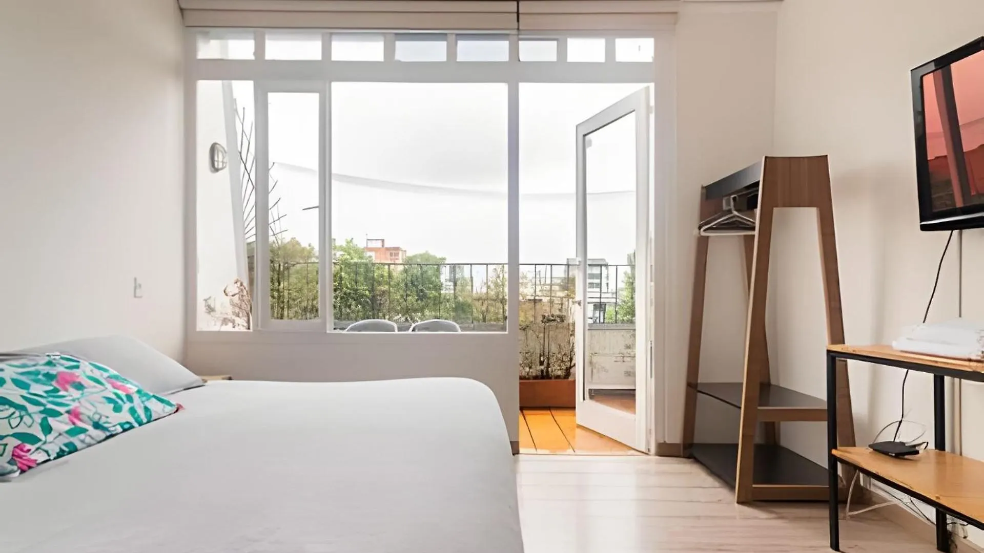 Bright, Stylish Terrace Apt 5 Min To T Zone Andino Bogota