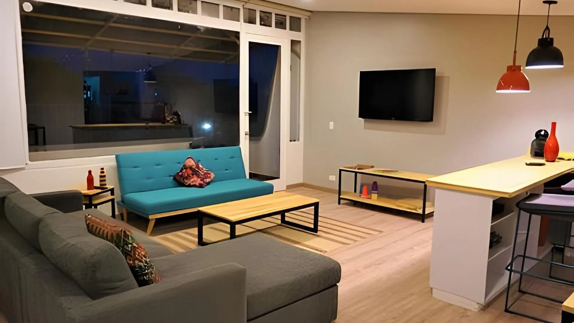Apartment Bright, Stylish Terrace Apt 5 Min To T Zone Andino Bogota Colombia