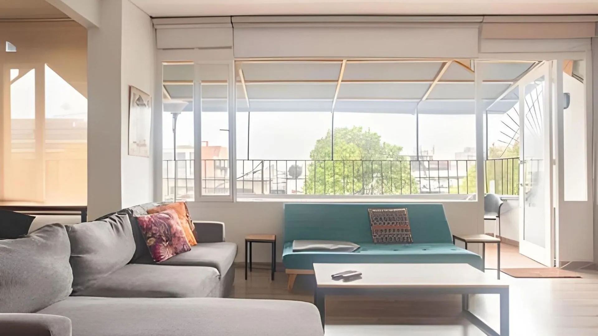 Apartment Bright, Stylish Terrace Apt 5 Min To T Zone Andino Bogota